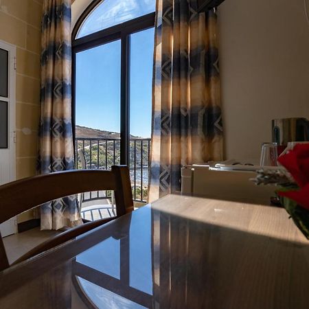 Sunset Seaview Accommodation Марсалфорн Экстерьер фото